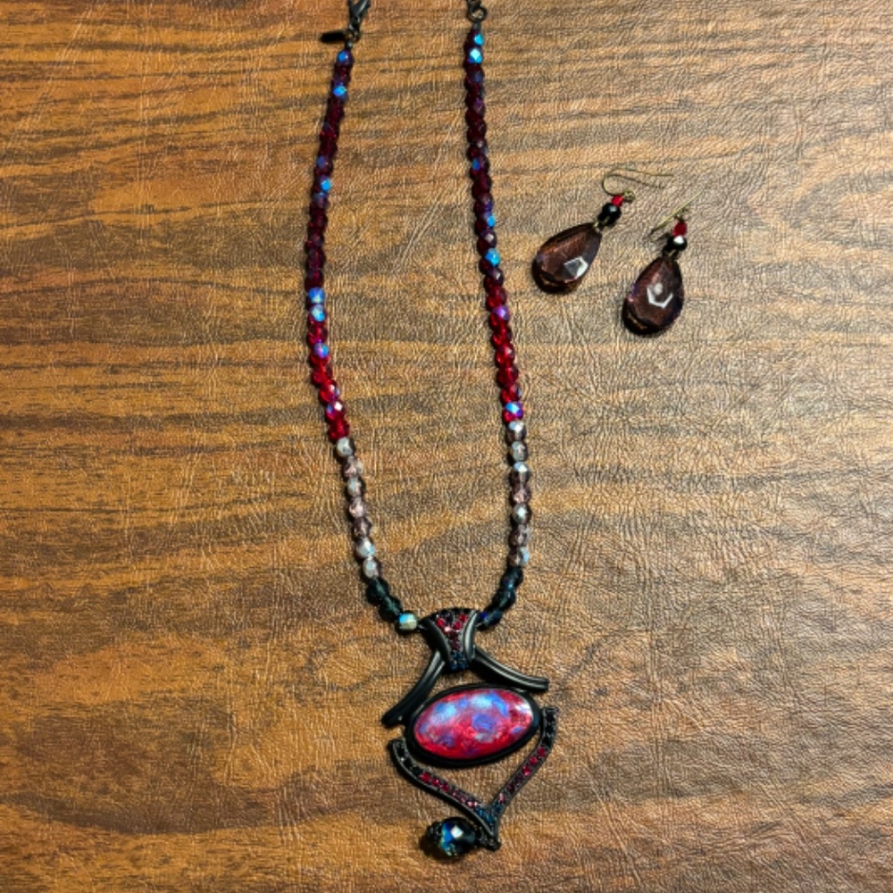 Vintage Beaded Necklace and ear ring set